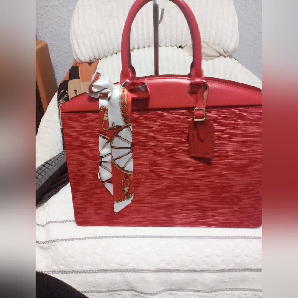 Louis Vuitton Bags - Picture 4 of 16